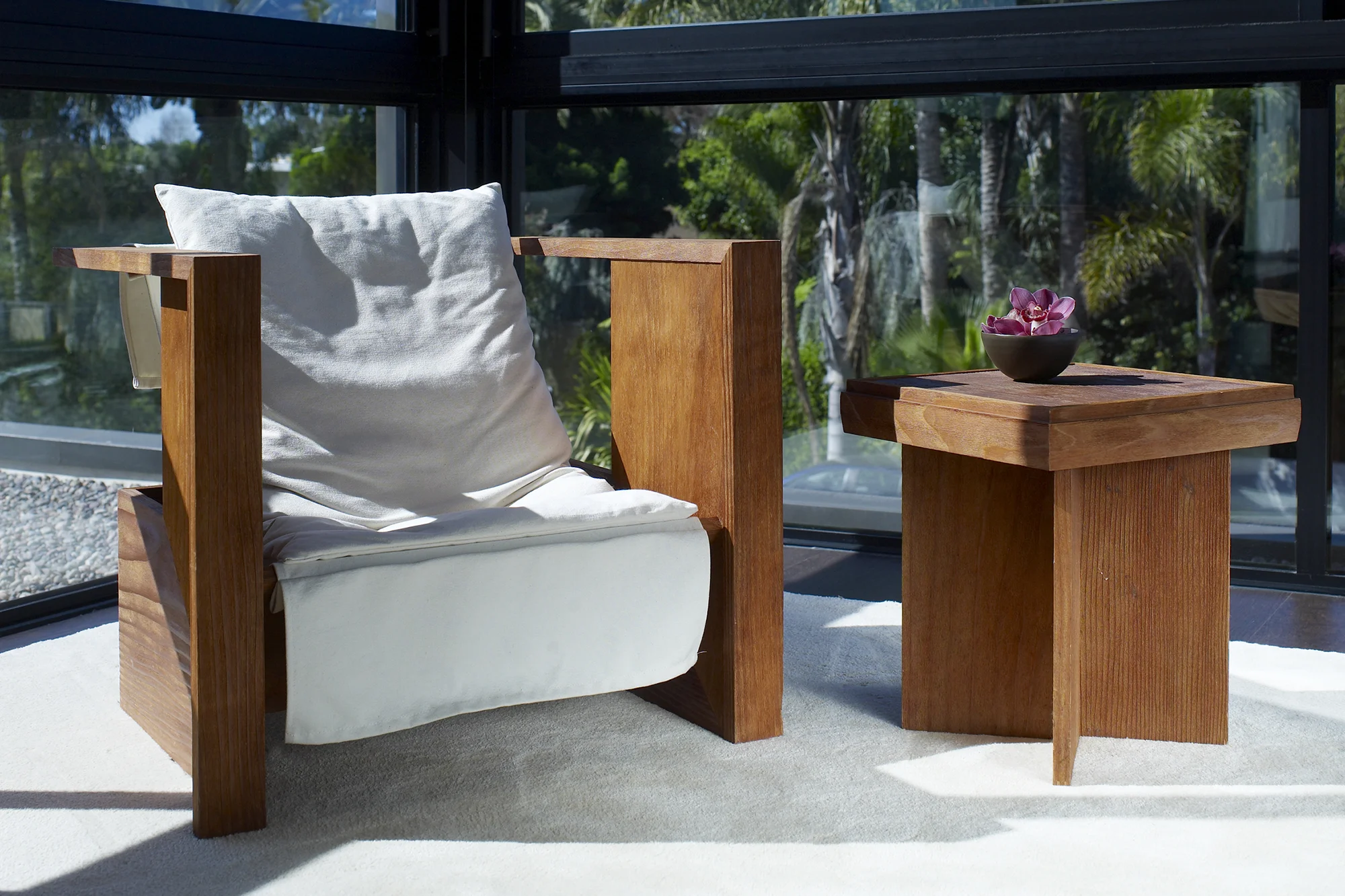 RM-Schindler-sling-chair-in-situ-3.jpg
