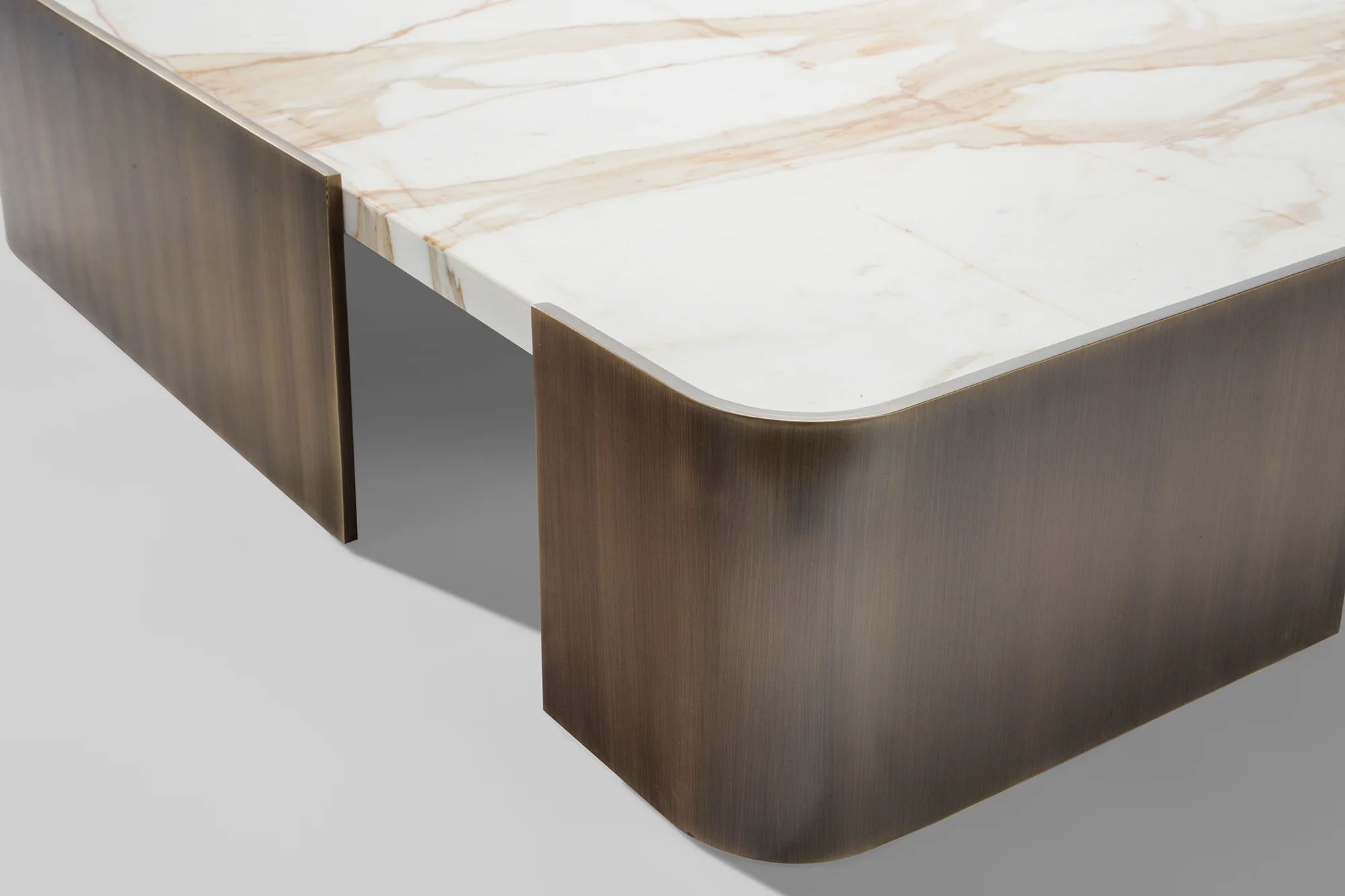 summitridge-marble-table-3.jpg