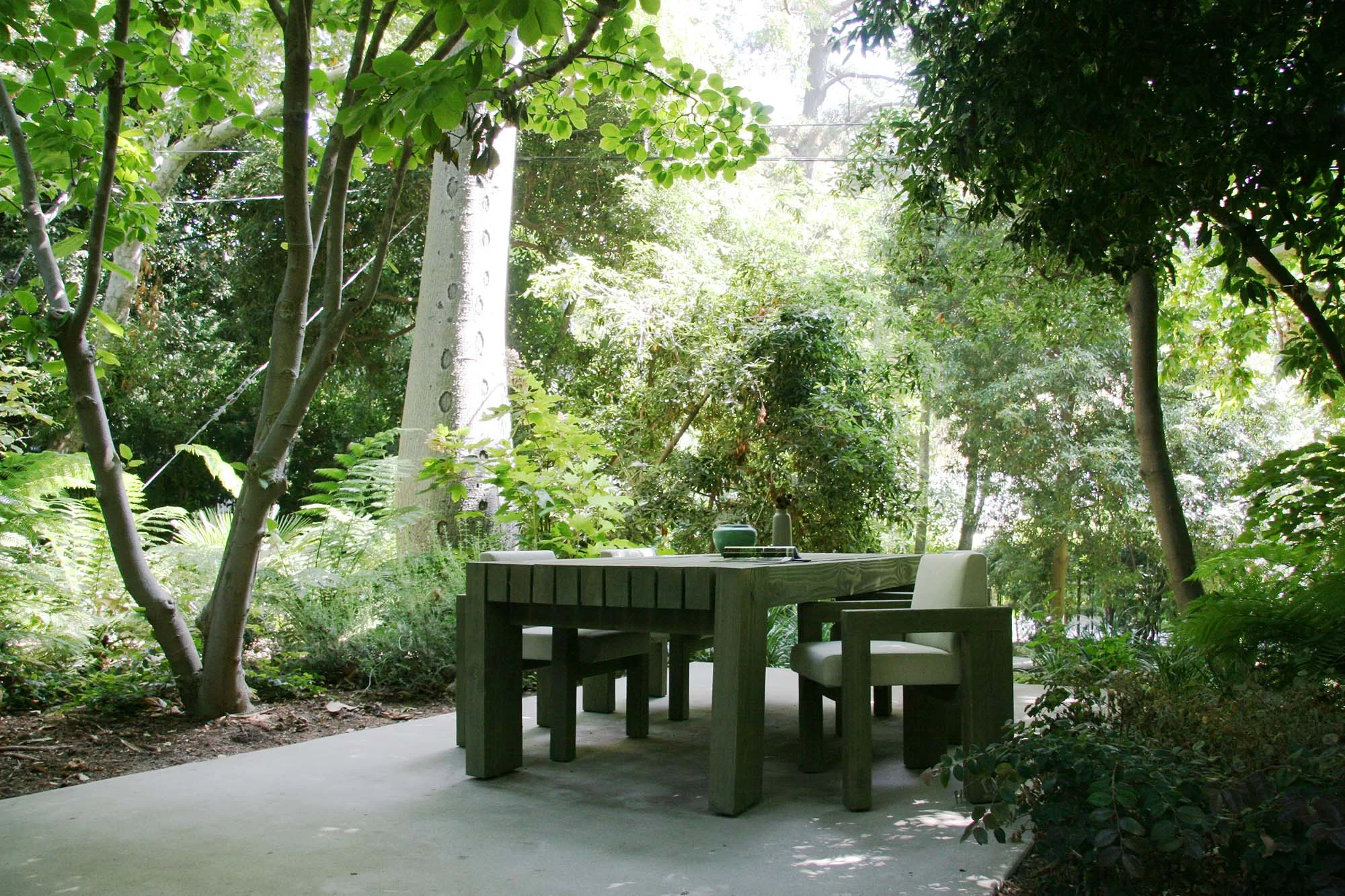 ranch-outdoor-dining-table-chairs.jpg