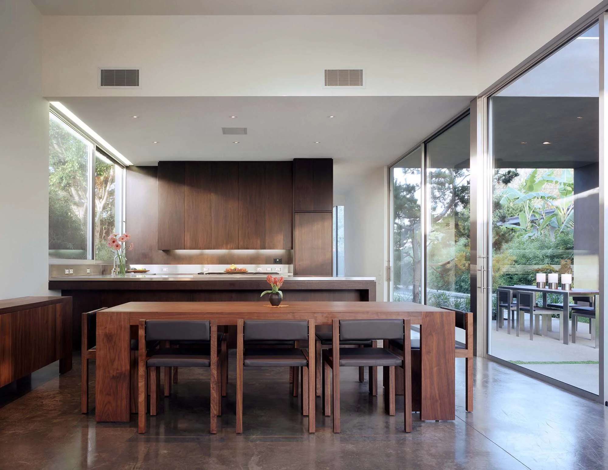 Glencoe Dining Table