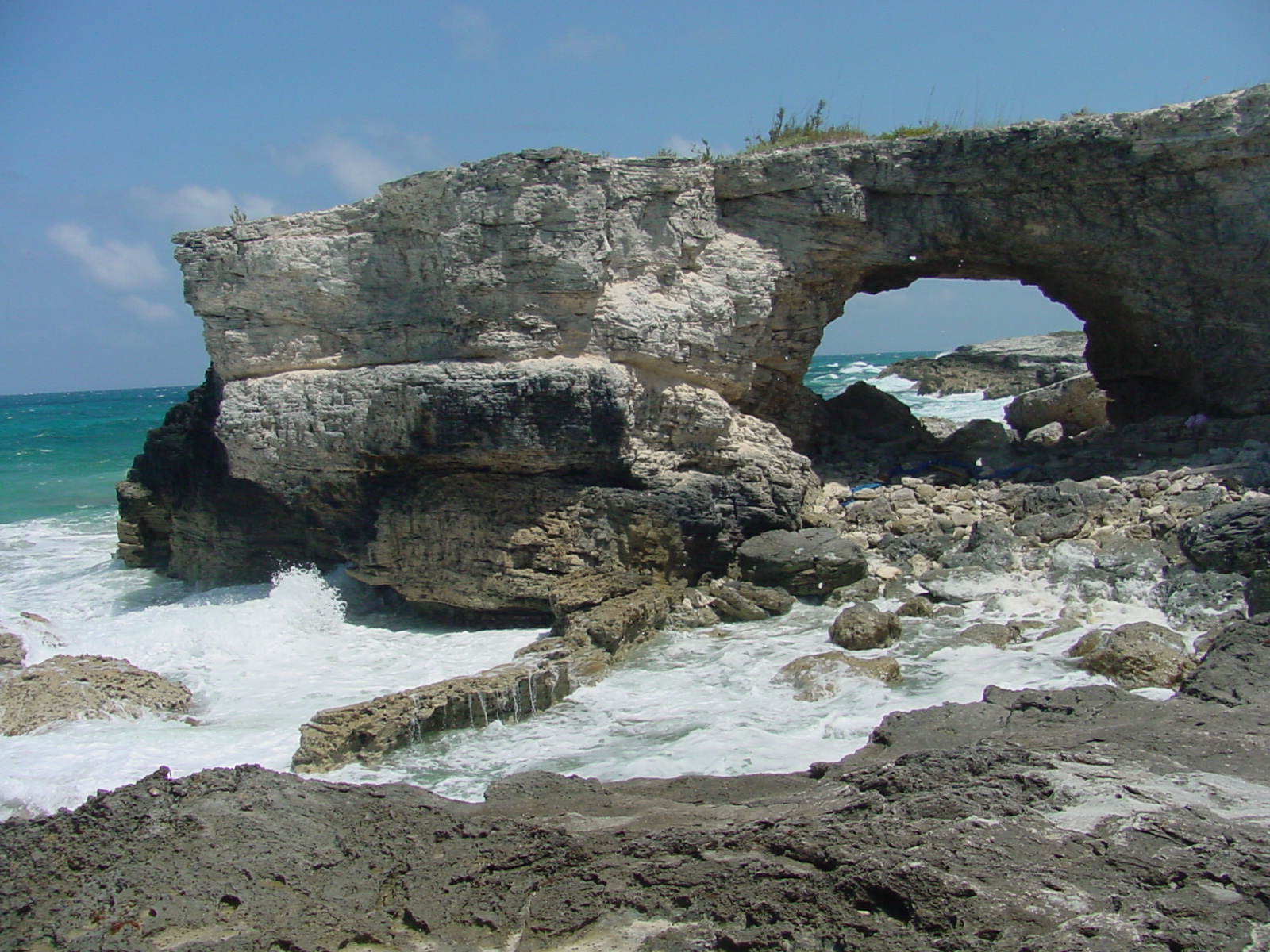 Arch at Devils Cay.JPG