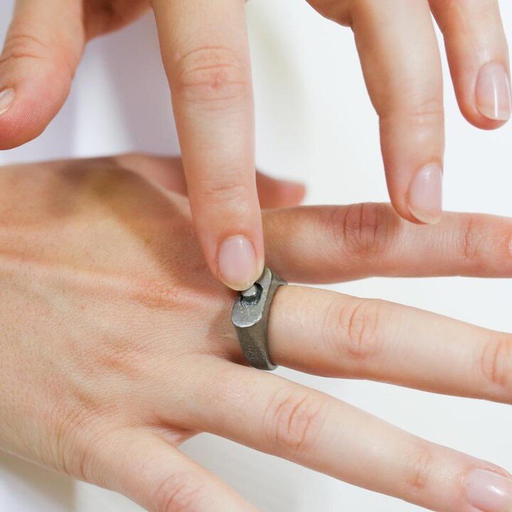 Interactive jewellery 💫