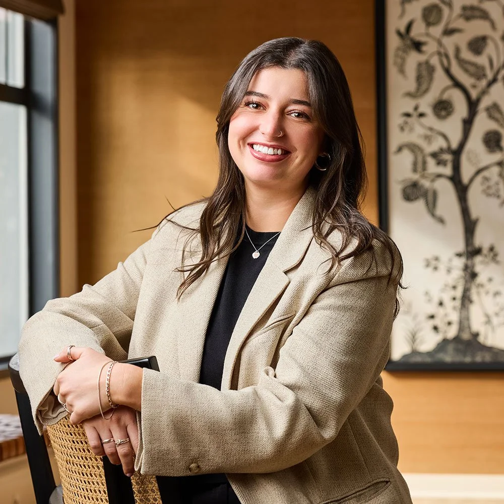 Sydney Gimpl, Account Executive