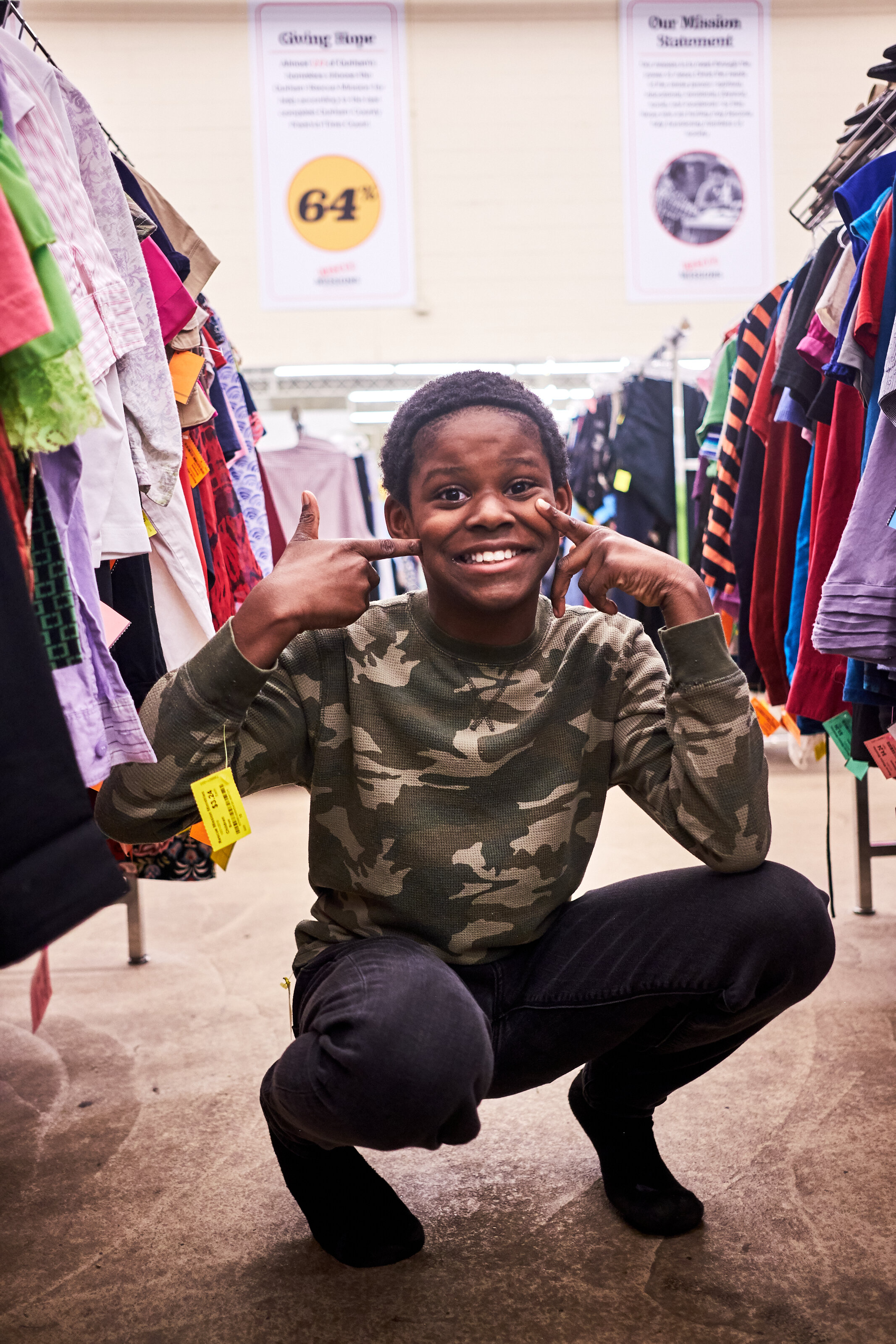 20191106_JW_INDY_KidsThrifting-Noah-DSCF6417.jpg
