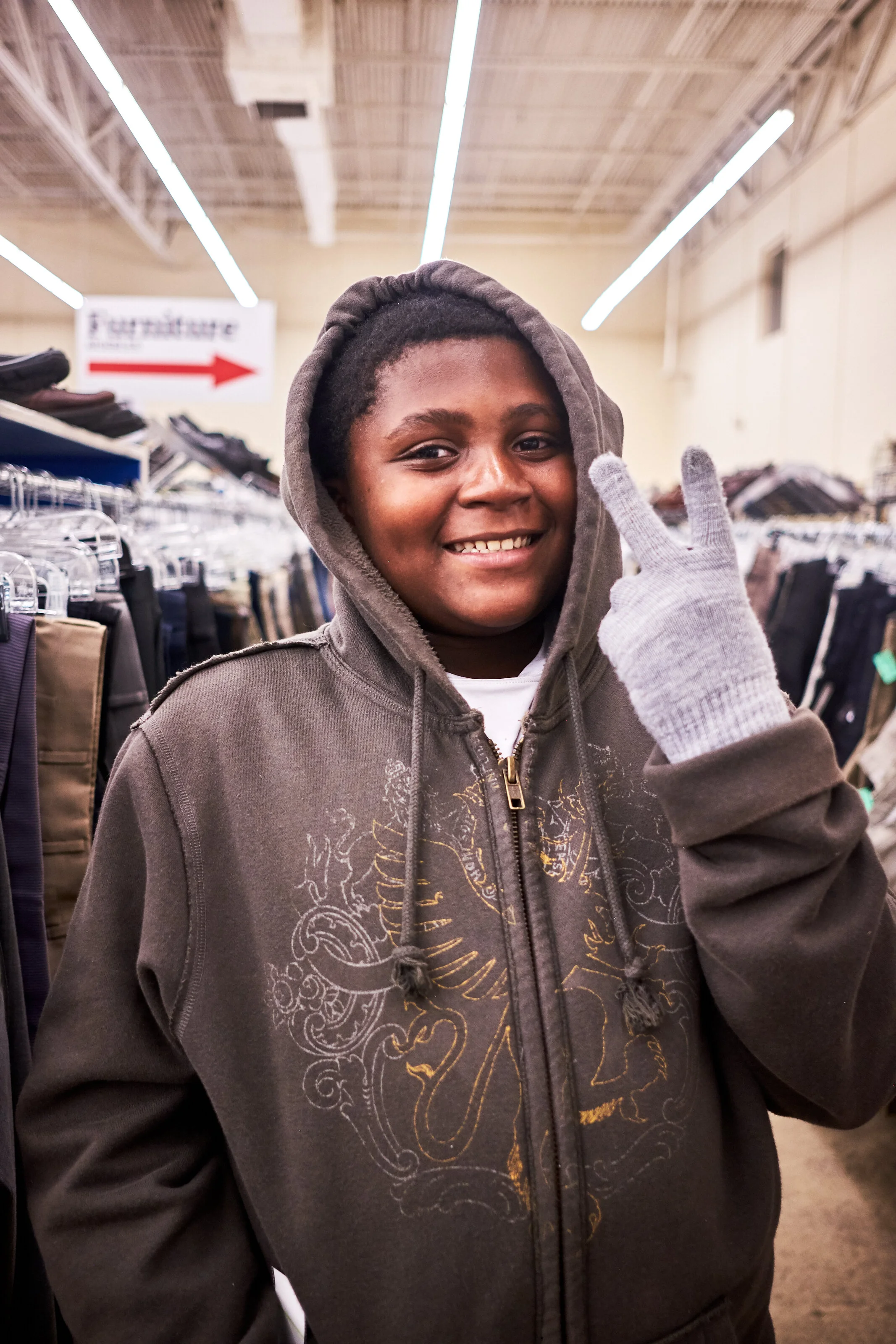 20191106_JW_INDY_KidsThrifting-Theo-DSCF6371.jpg