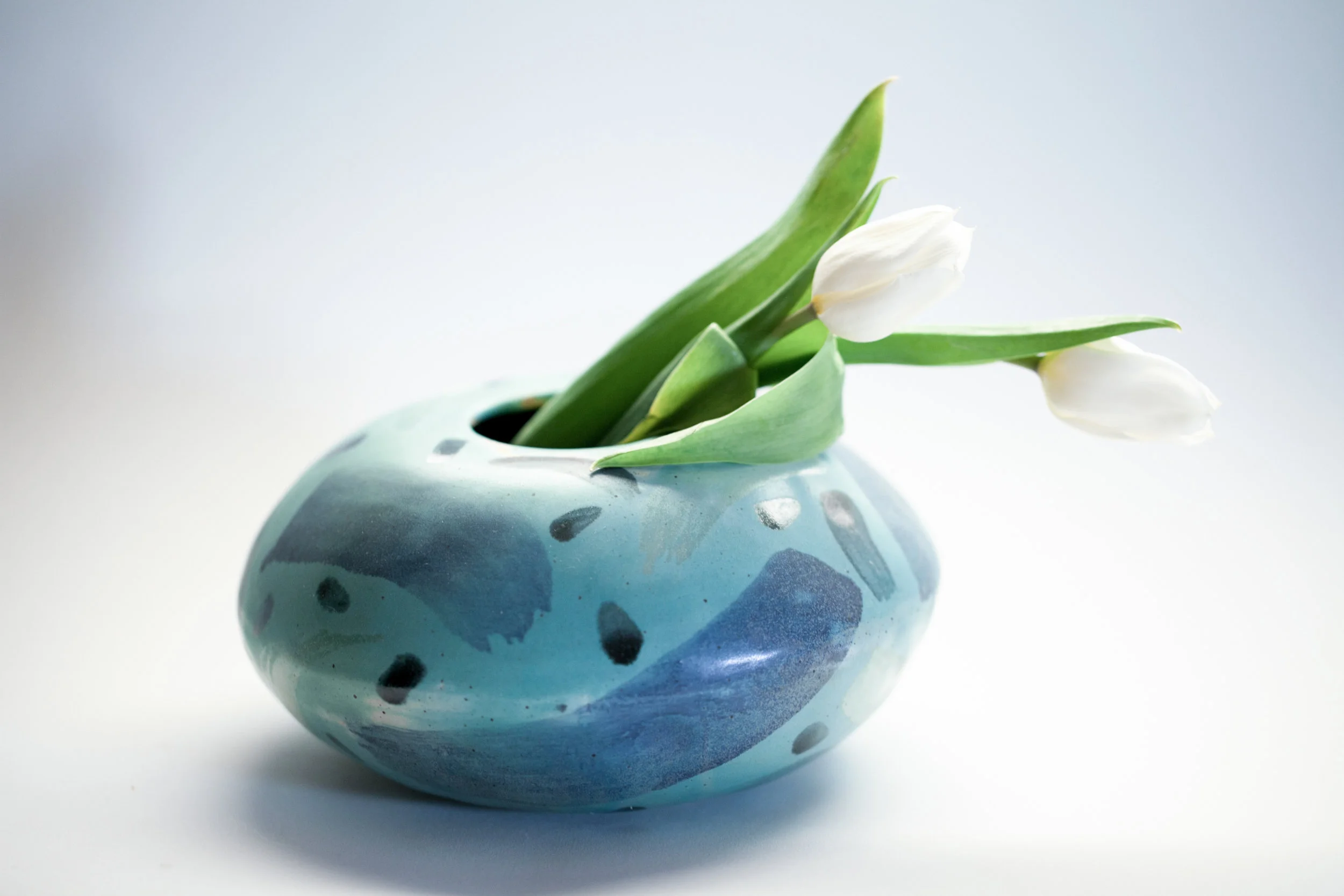 ceramics, vase, vessel, sculpture, art, decor, home, office, gift, stoneware, handmade, handbuilt, Anahit, Anahit Pogosian, forma, formammx, clay