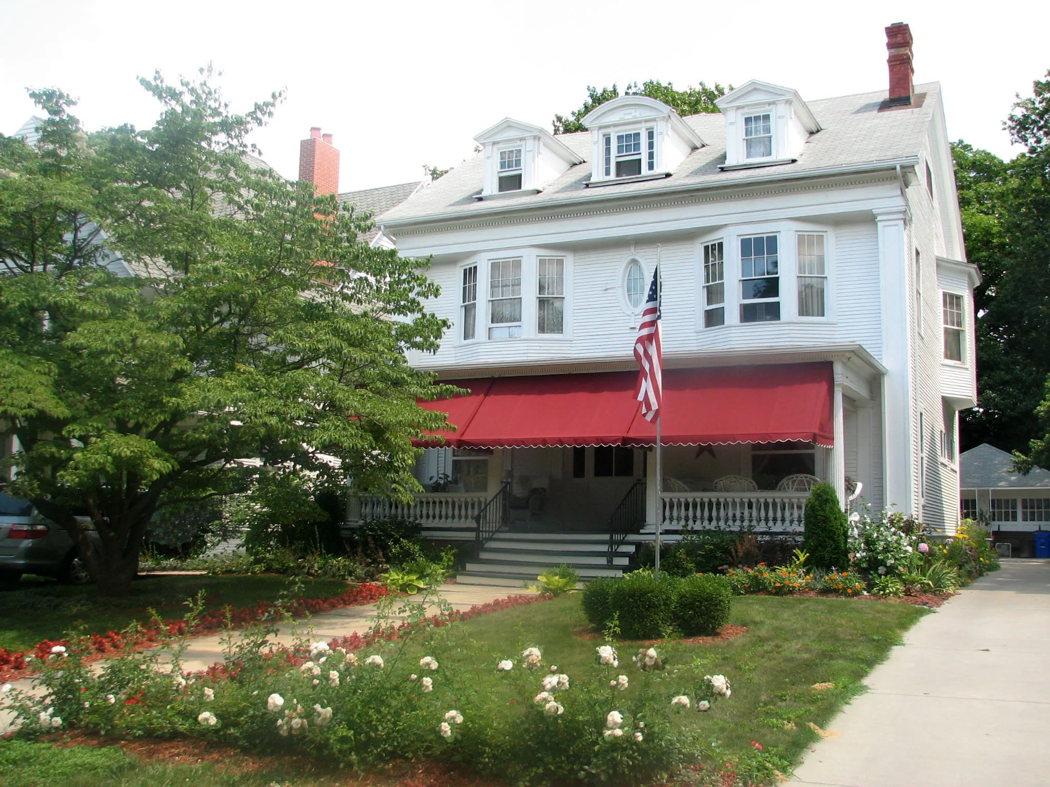 The Mallow-Lange Home 2116 Scottwood Avenue