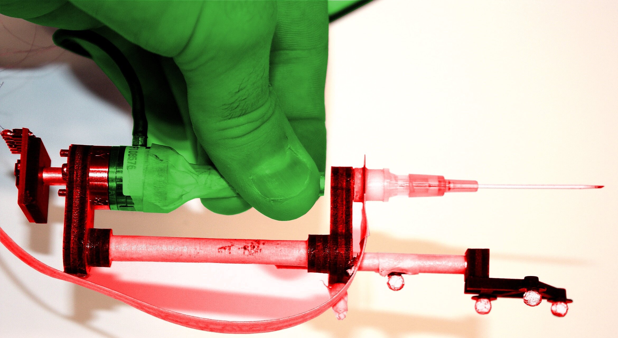 The "Nano-needle", Nano17 Force Sensor "Hook-And-Gap" Configuration. Green and red components are connected only through the Nano17 force sensor.