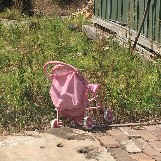 #loneliness .
.
.
.
.
.
.
.
.
.
#nofilter #pram #prambulator #pink #garden #outside #concrete #pinkflamingo #alone #empty #emptypram #spam #spamforspam #spam4spam #spammayonap #spammayo #licorice #mood #missingkid #parenting #parenting101 #rememberth