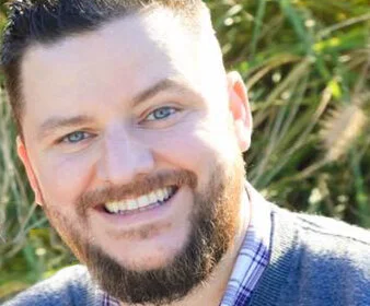 Darrell ManetProgram ManagerDarrell comes to Snow with a valuable mix of experience in project management, client service, sales and operations. He is a Ball State University grad and proud husband to a talented writer, and father of two boys, with …