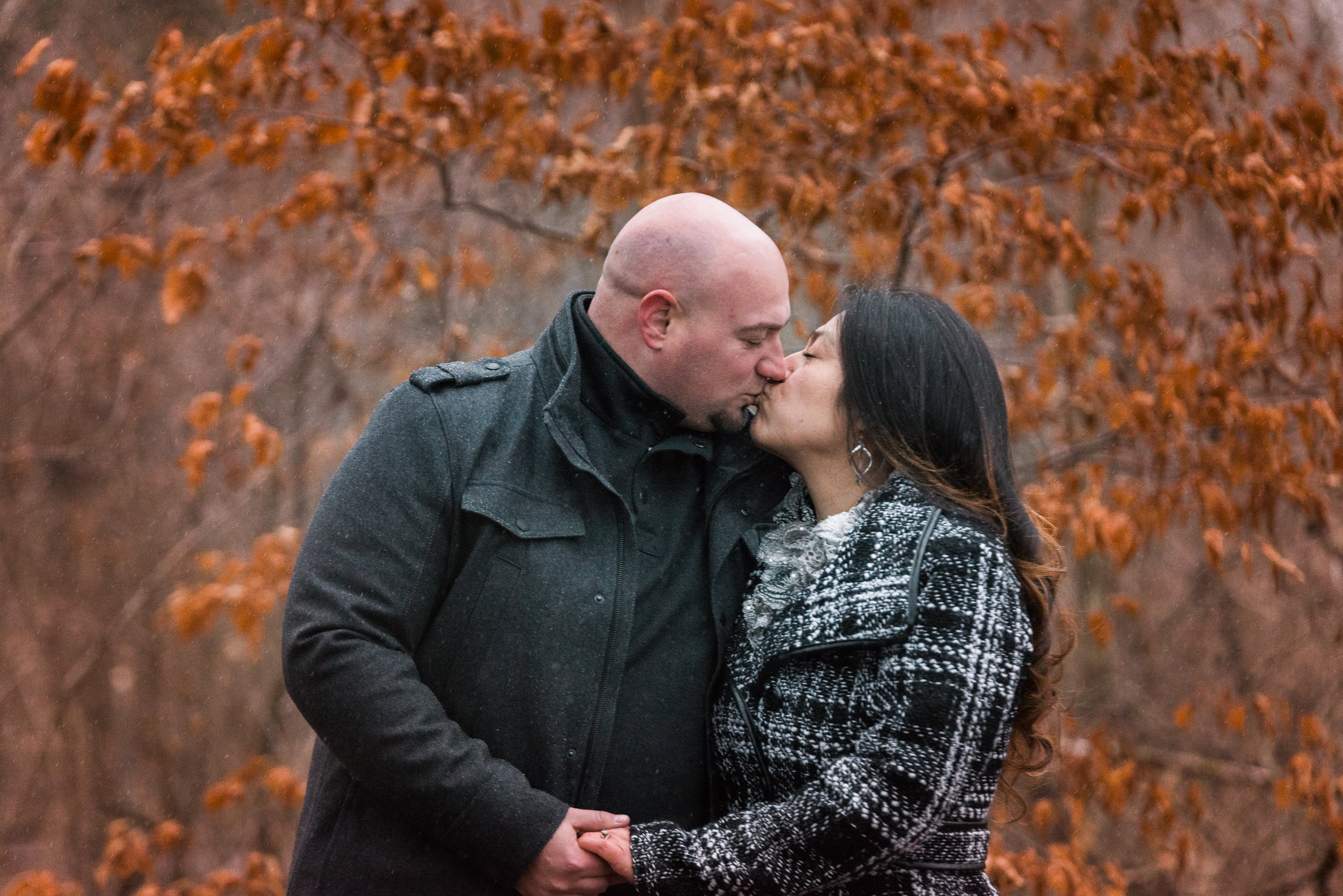 Stephanie & Tony: Schaumburg Nature Center Engagement Session