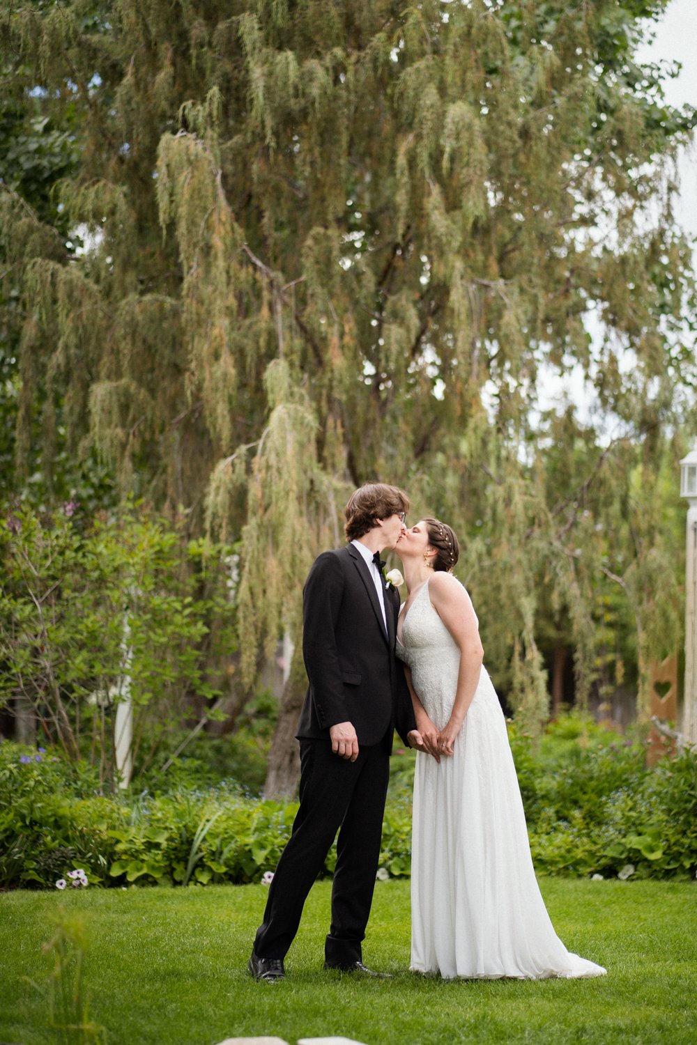 DanWalt Gardens Wedding Photos // Billings, MT Photographer // Sarah and David - 6