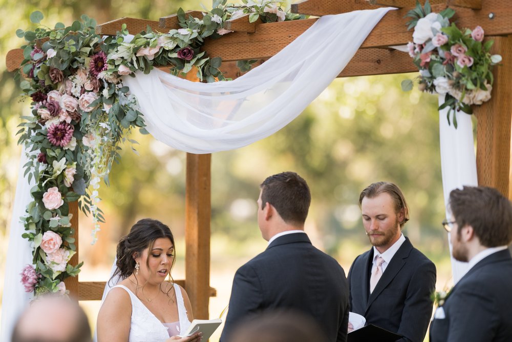 Swift River Ranch Wedding Photos // Billings, MT Photographer // Mackenzie and Dakota- 4