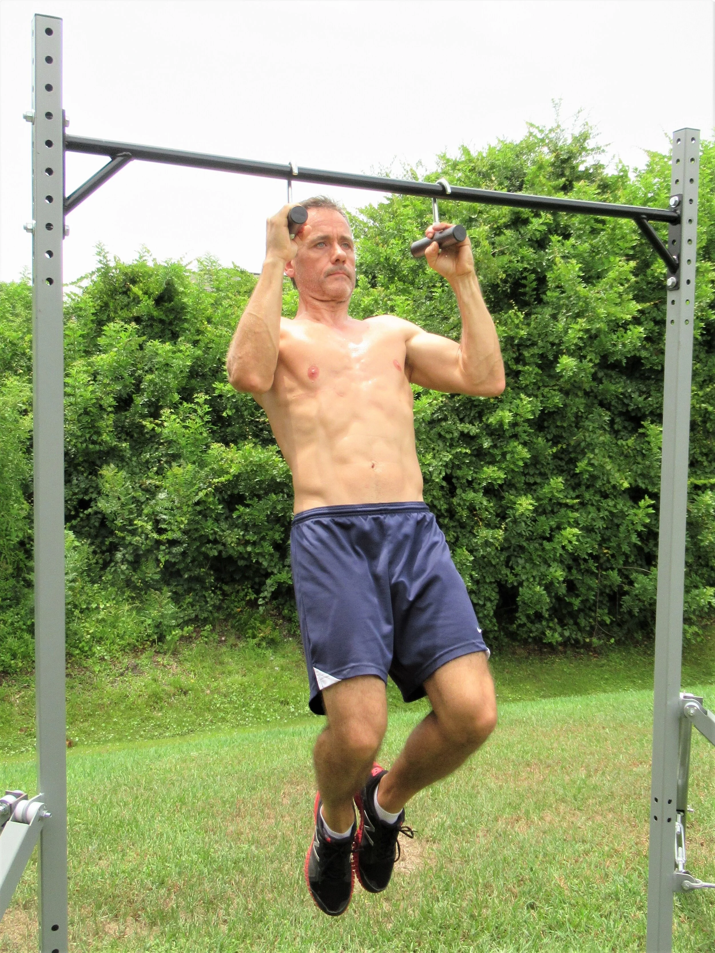 Neutral Grip Pull Up