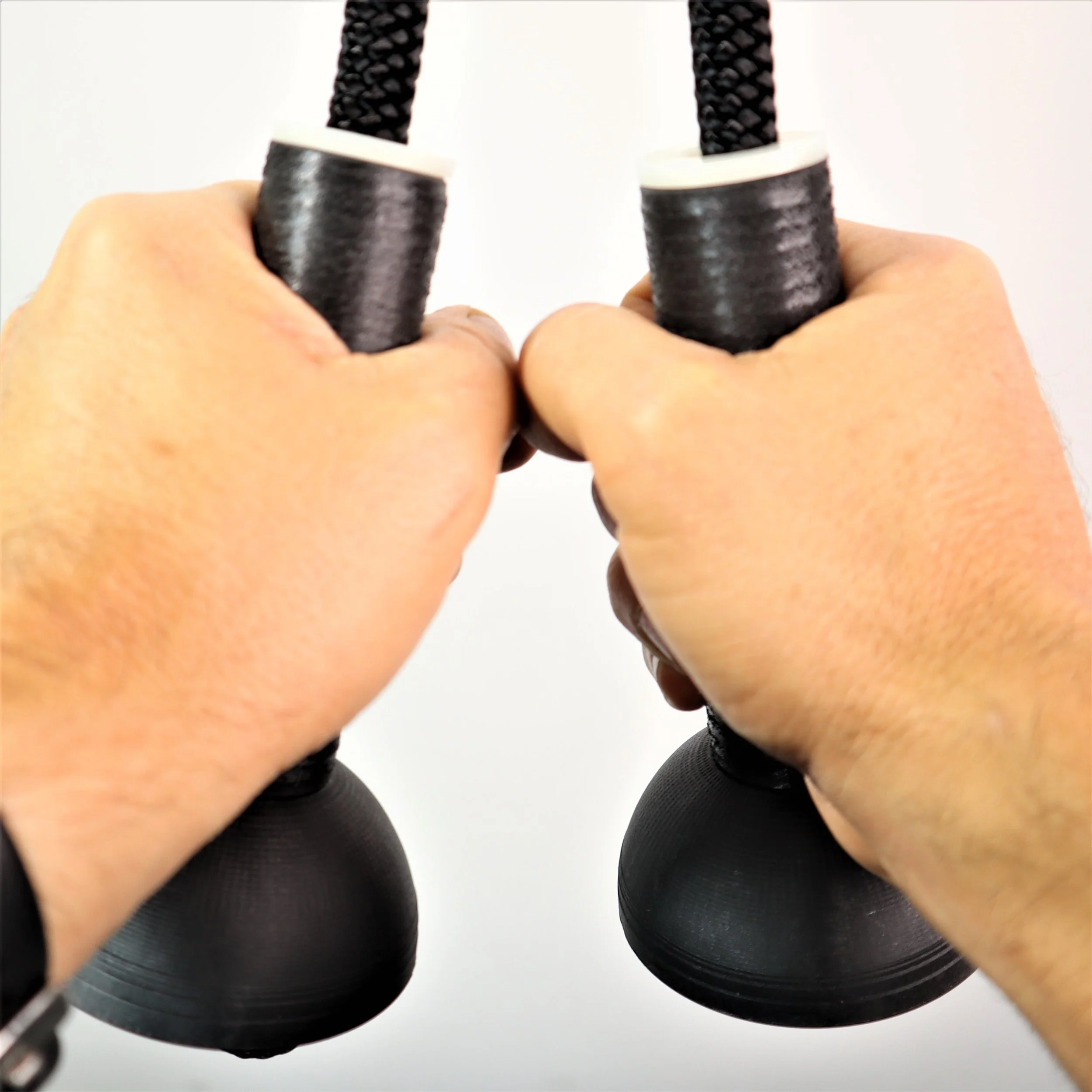 Comfortable triceps grips.JPG