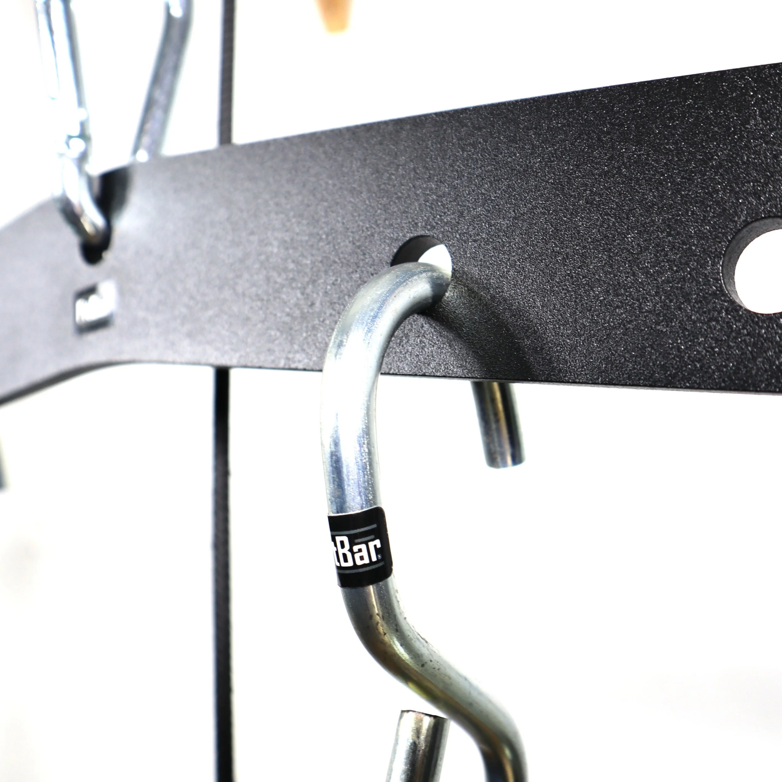 Adjustable lat pulldown bar