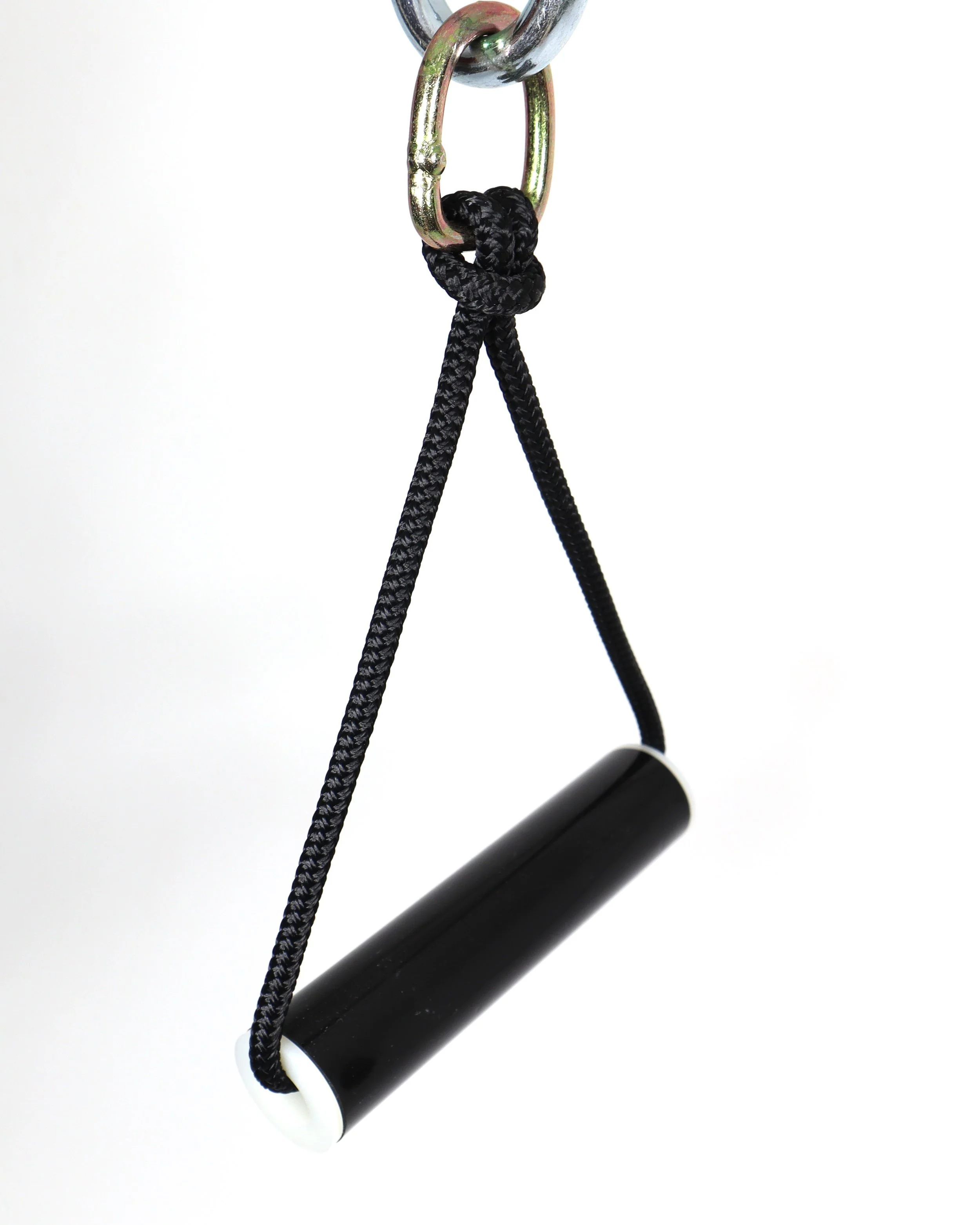 D-handle attachment for cable machine