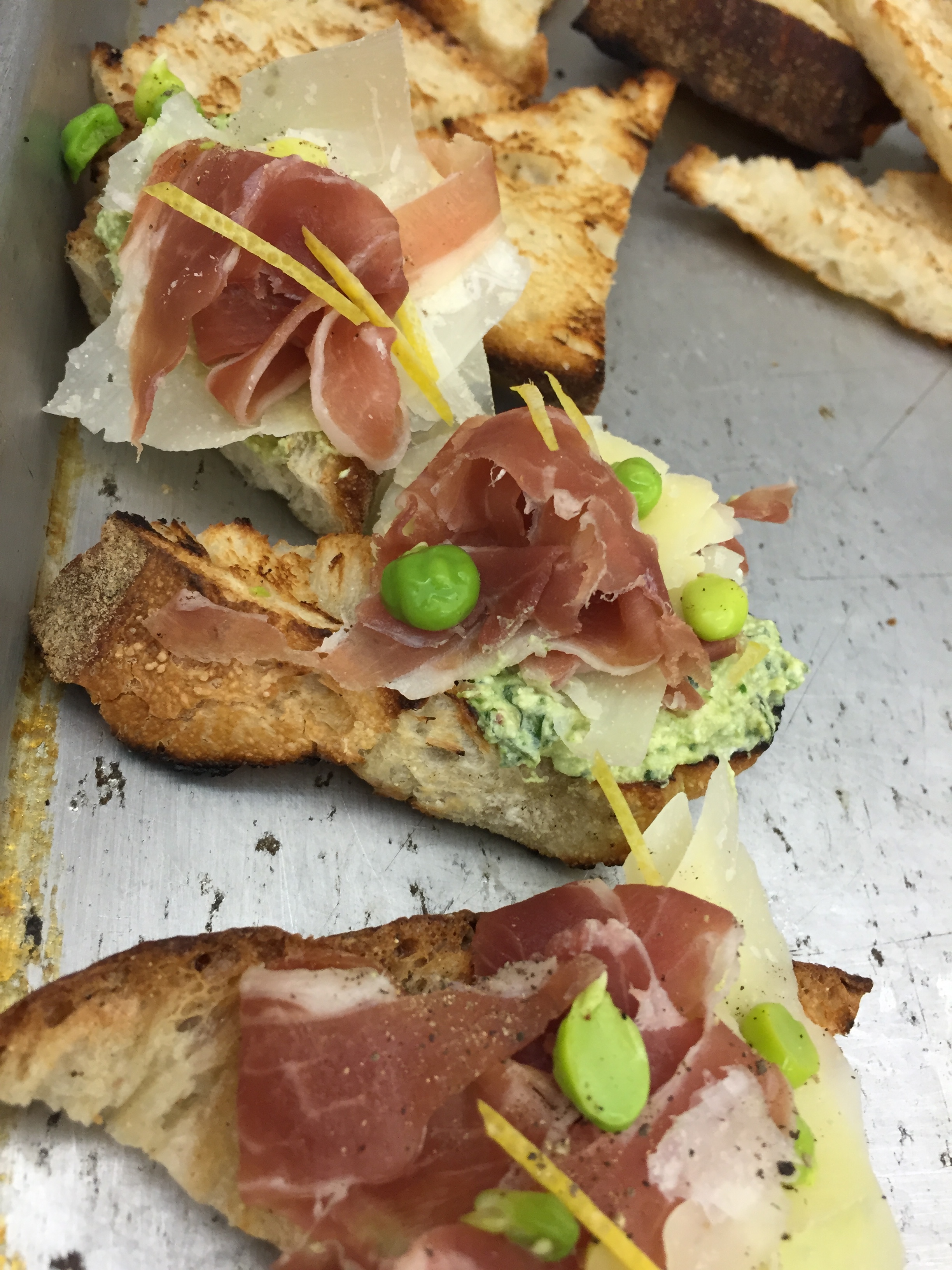 Serrano Ham, Minted Pea & Ricotta Crostini