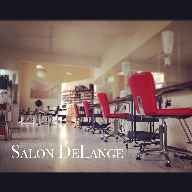 Salon DeLange