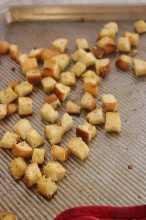caesarcroutons3.jpg