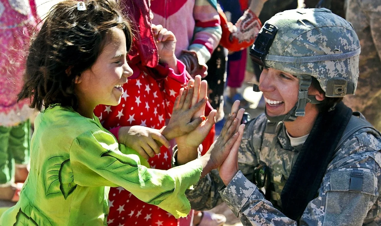 soldier-870376_1280crpd.jpg