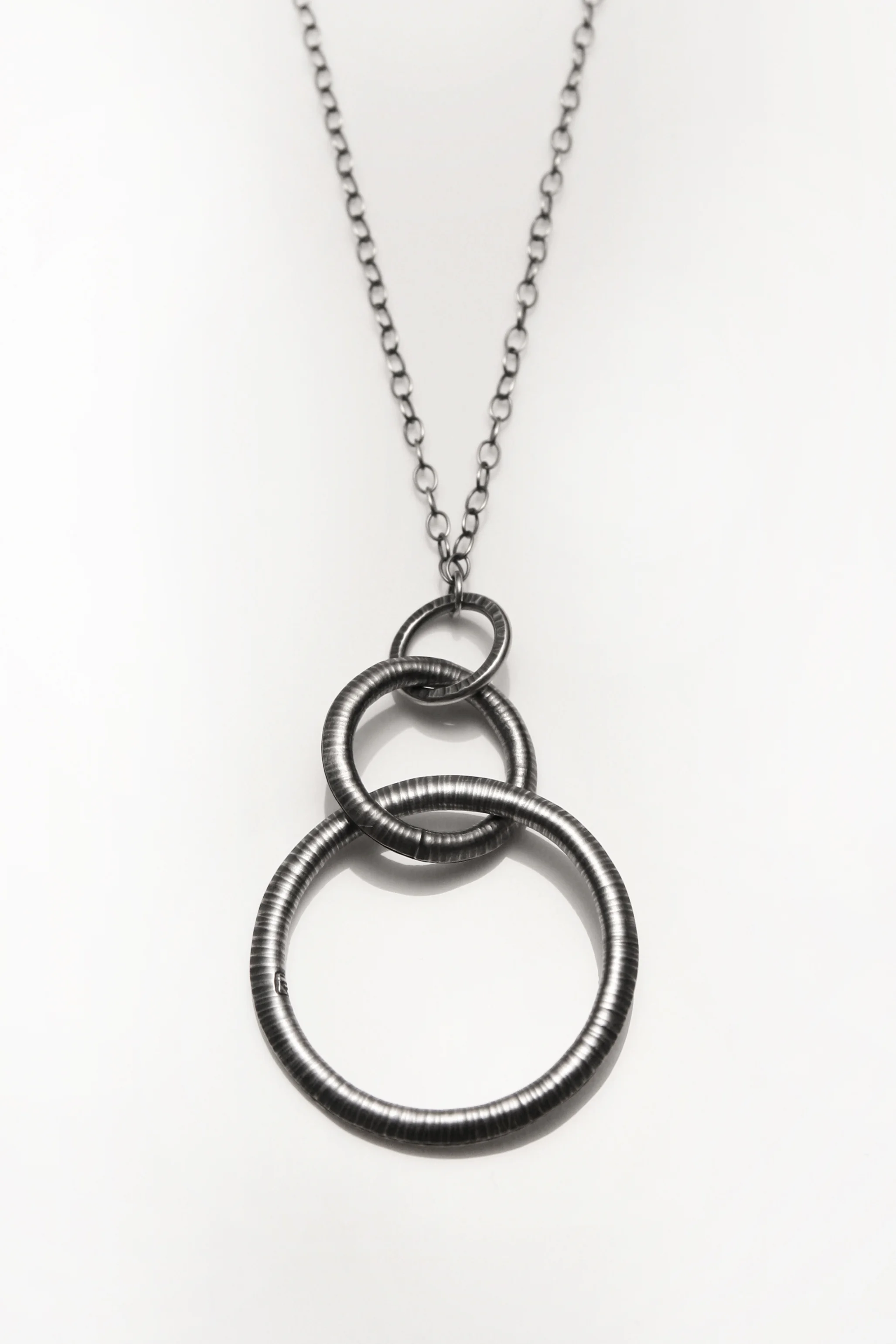 zebra_pod_hoop_necklace_light.jpg