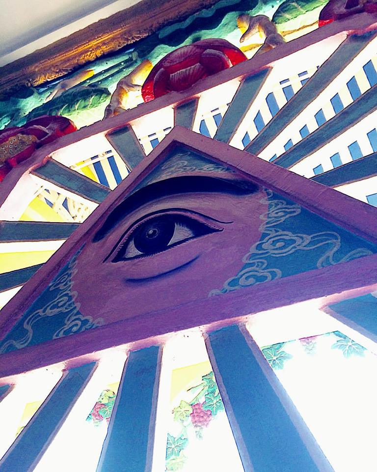 The symbol of the faith is the Left Eye of God.