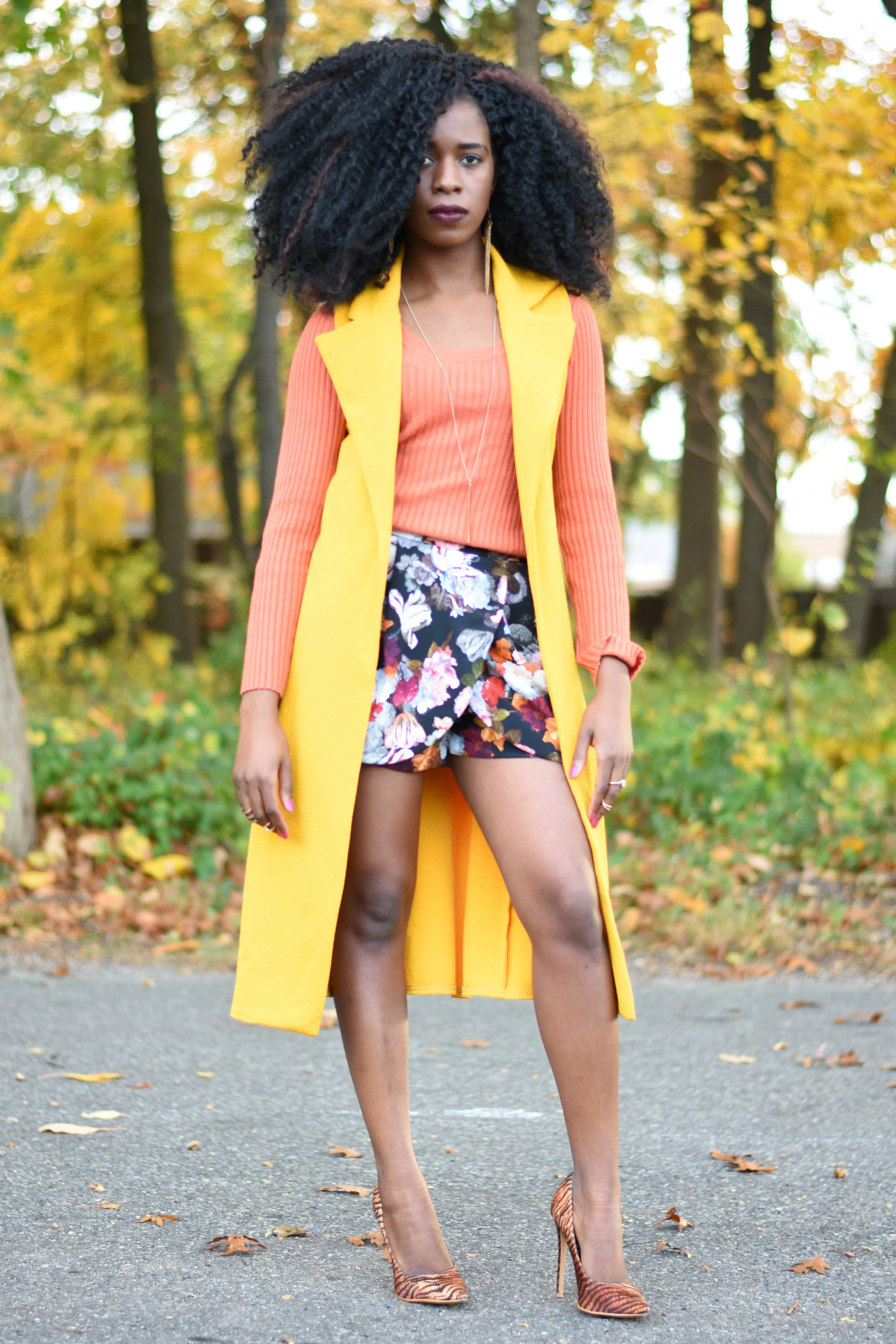 Skort Remix with Sleeveless Crepe Coat