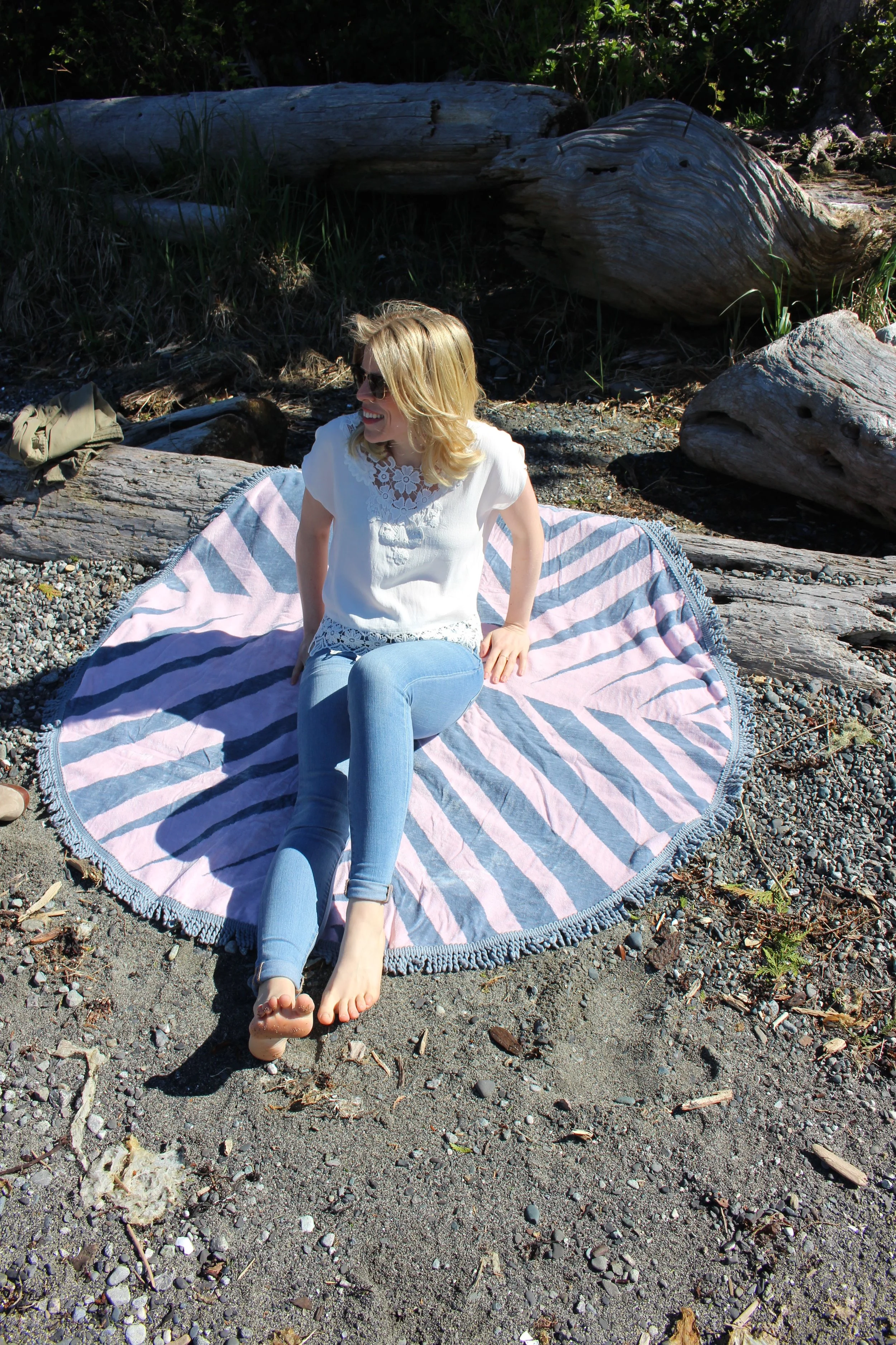 Habit Clothing & Apparel Blouse, American Eagle Jeans , Ray Ban Sunglasses