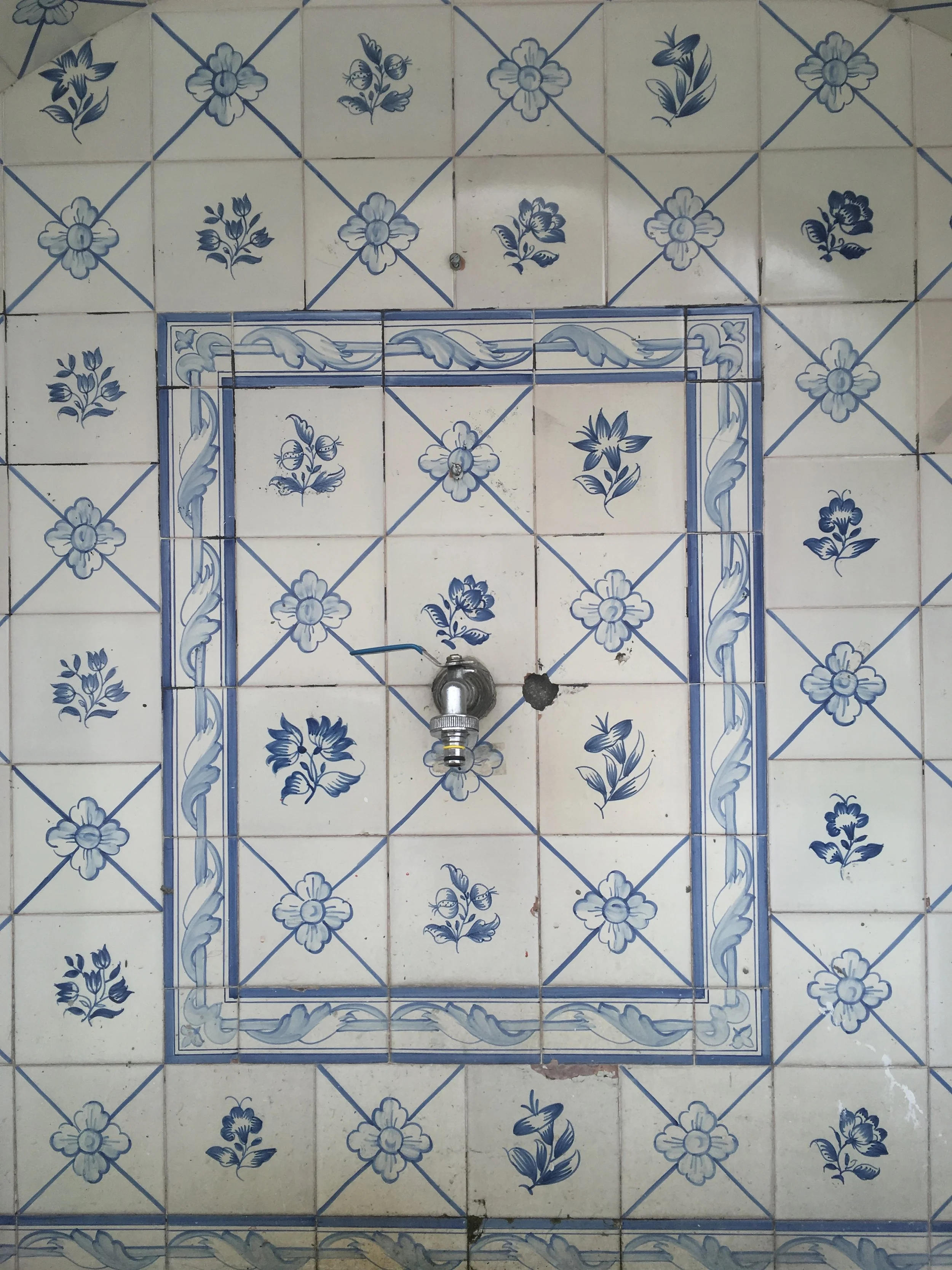 I loved all the beautiful tiled buildings and walls along the way