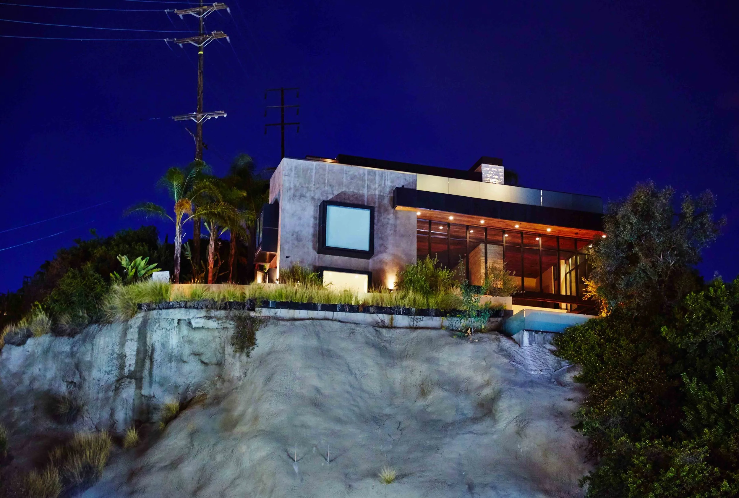 SunSetHouse.jpg