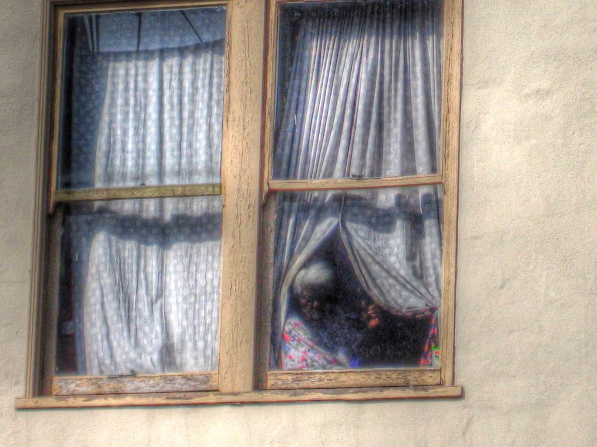 OldWindow.jpg