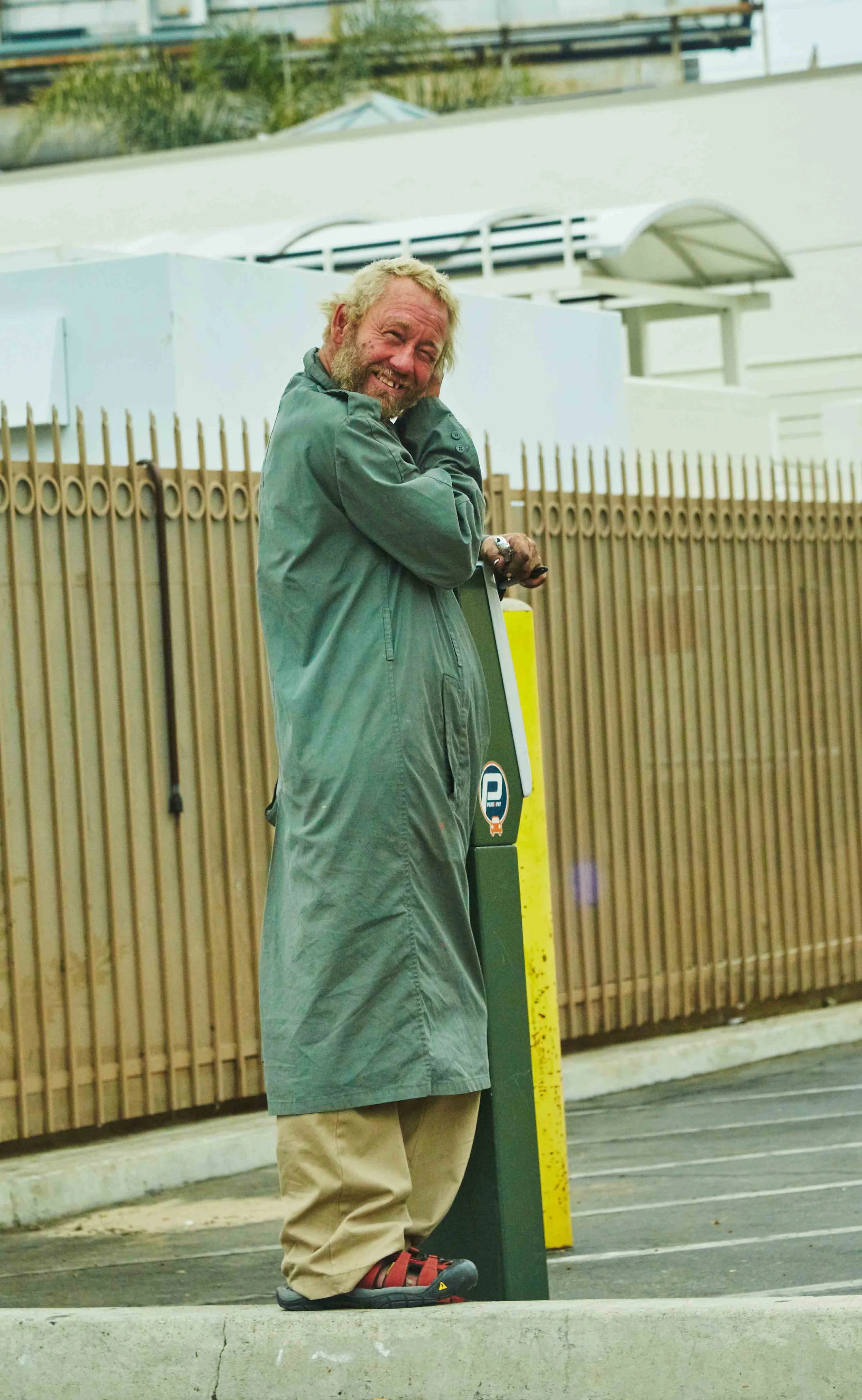 StreetPoleSmile.jpg