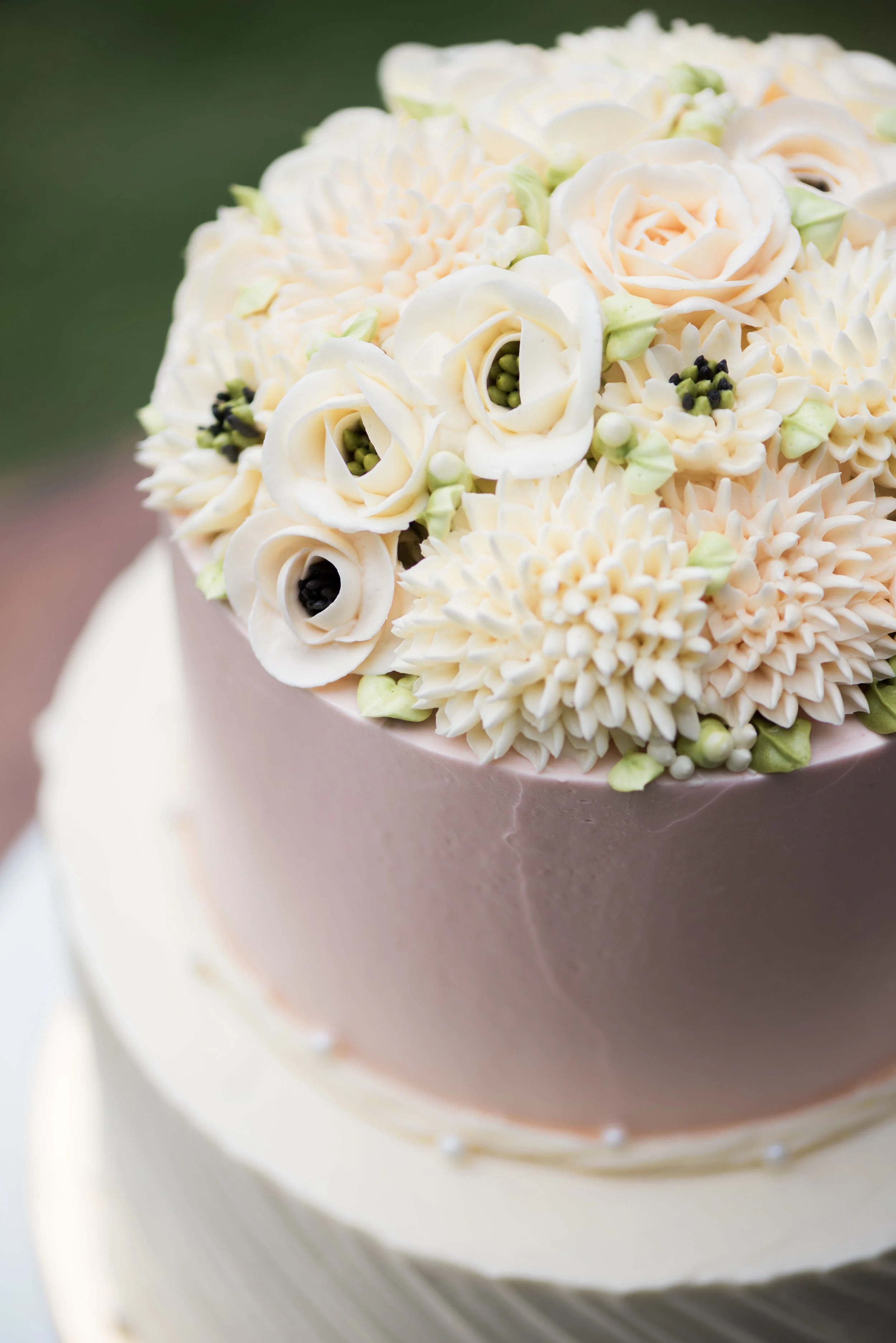 ClassicRomanceStyledShoot-135.jpg