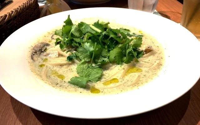 パクチー豆乳ココナッツパスタ