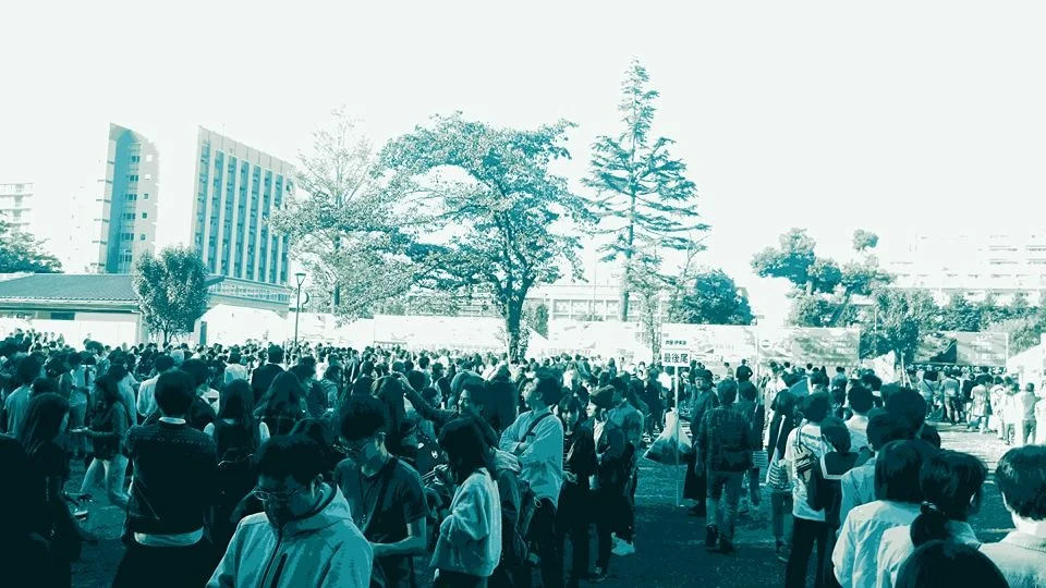 5万人を前に演奏するよりも50人に演奏する方が難しい。