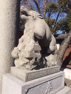 イノシシです!狛犬ではないんですよ。^^