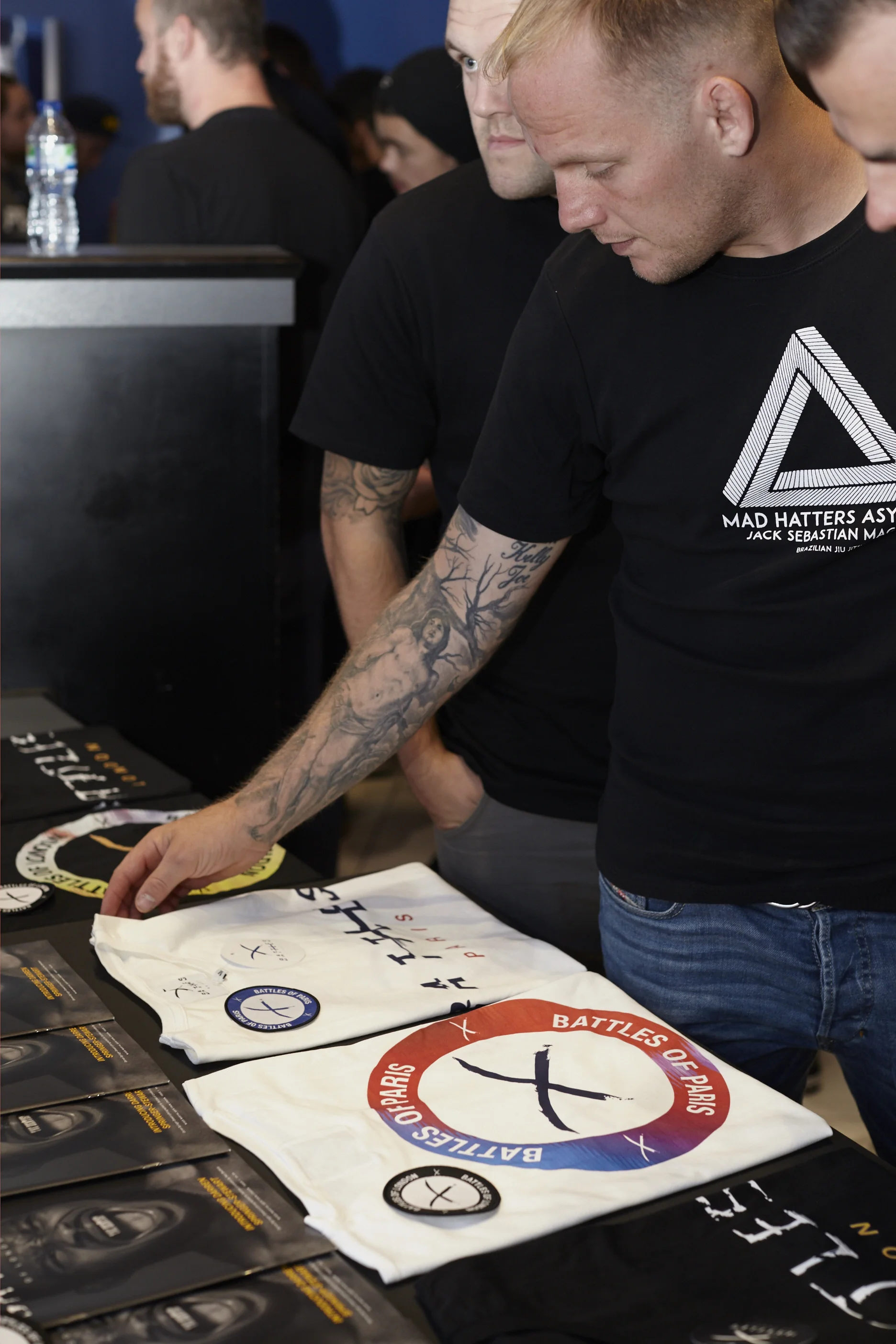 Polaris fans from Mad Hatters Asylum BJJ in Chichester check out our new Dempsey T-shirts with Battles of London and Paris livery.