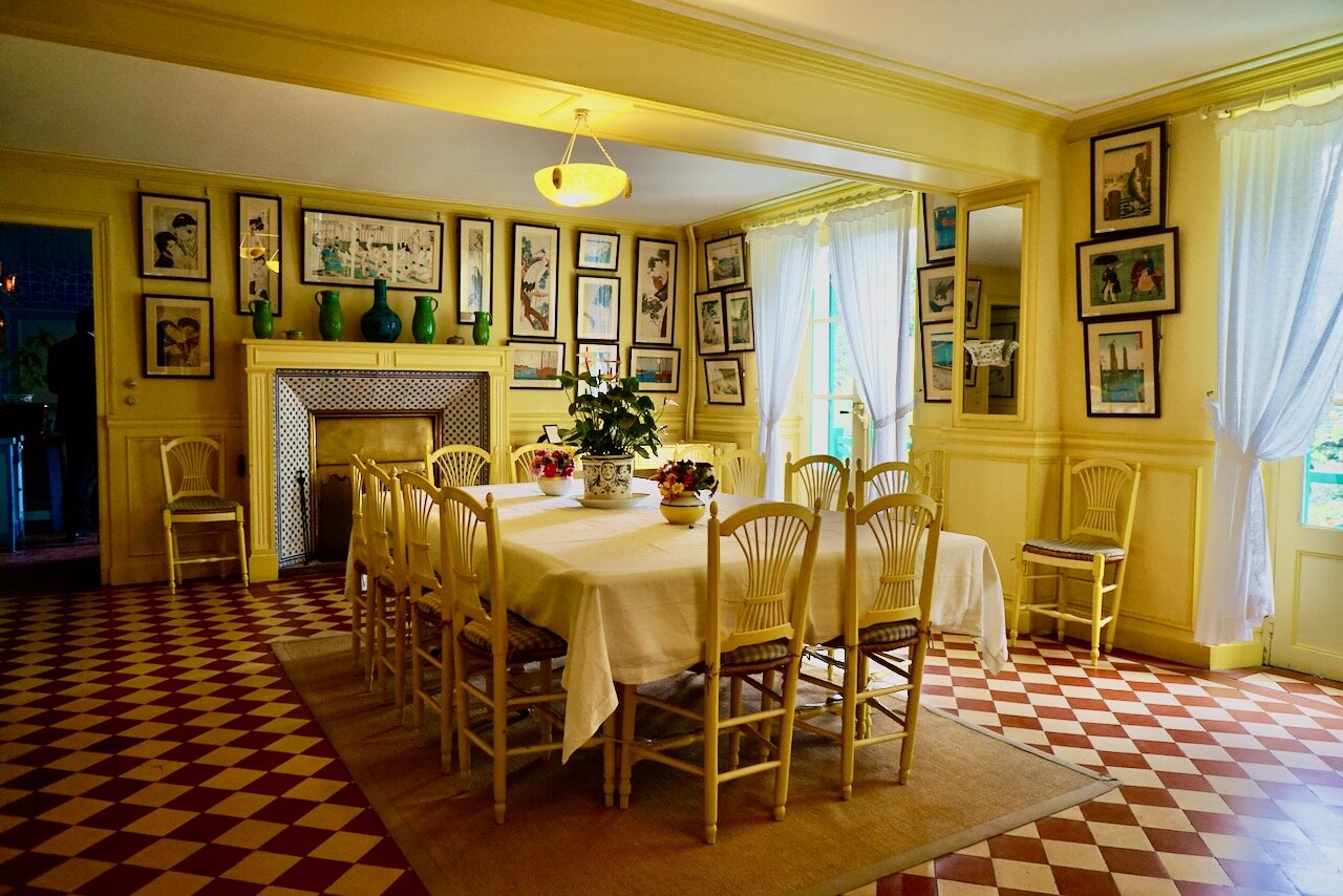 Monet's sunny yellow dining room