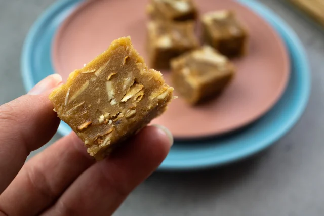 Tahini & Granola Fudge-5.jpeg