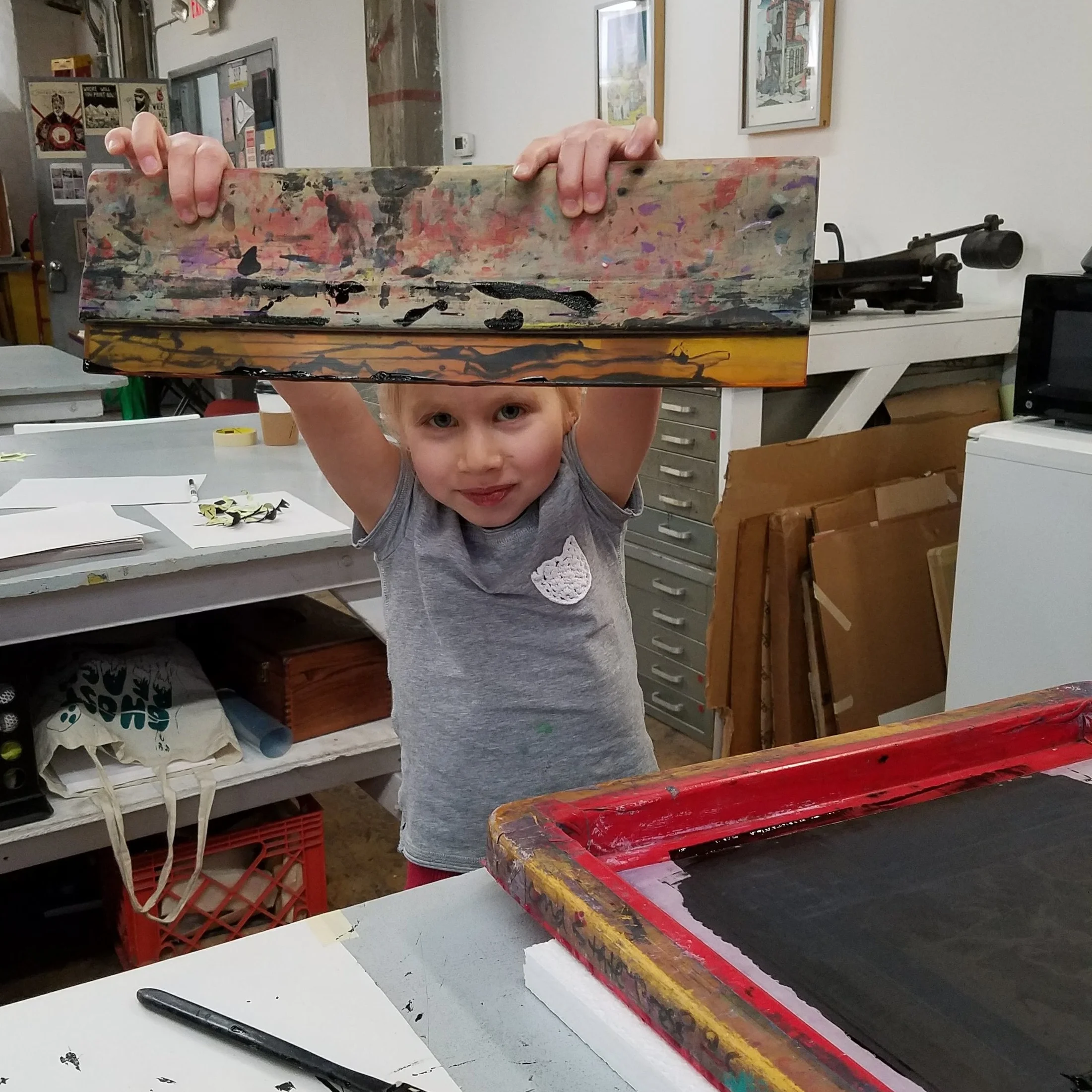 2018 March: Abstraction Action! Saturday, March 10th from noon-2pm During this month's PECO Second Saturday workshop come explore a collage and screen printing activity that encourages flexible thinking and playful experimentation. We are excited to welcome printmaker and full-time museum educator Rachel Ann Dennis from Tulsa, Oklahoma!