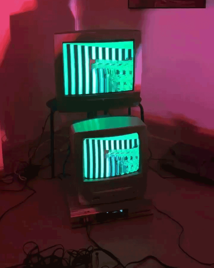 kate-boomerang.gif