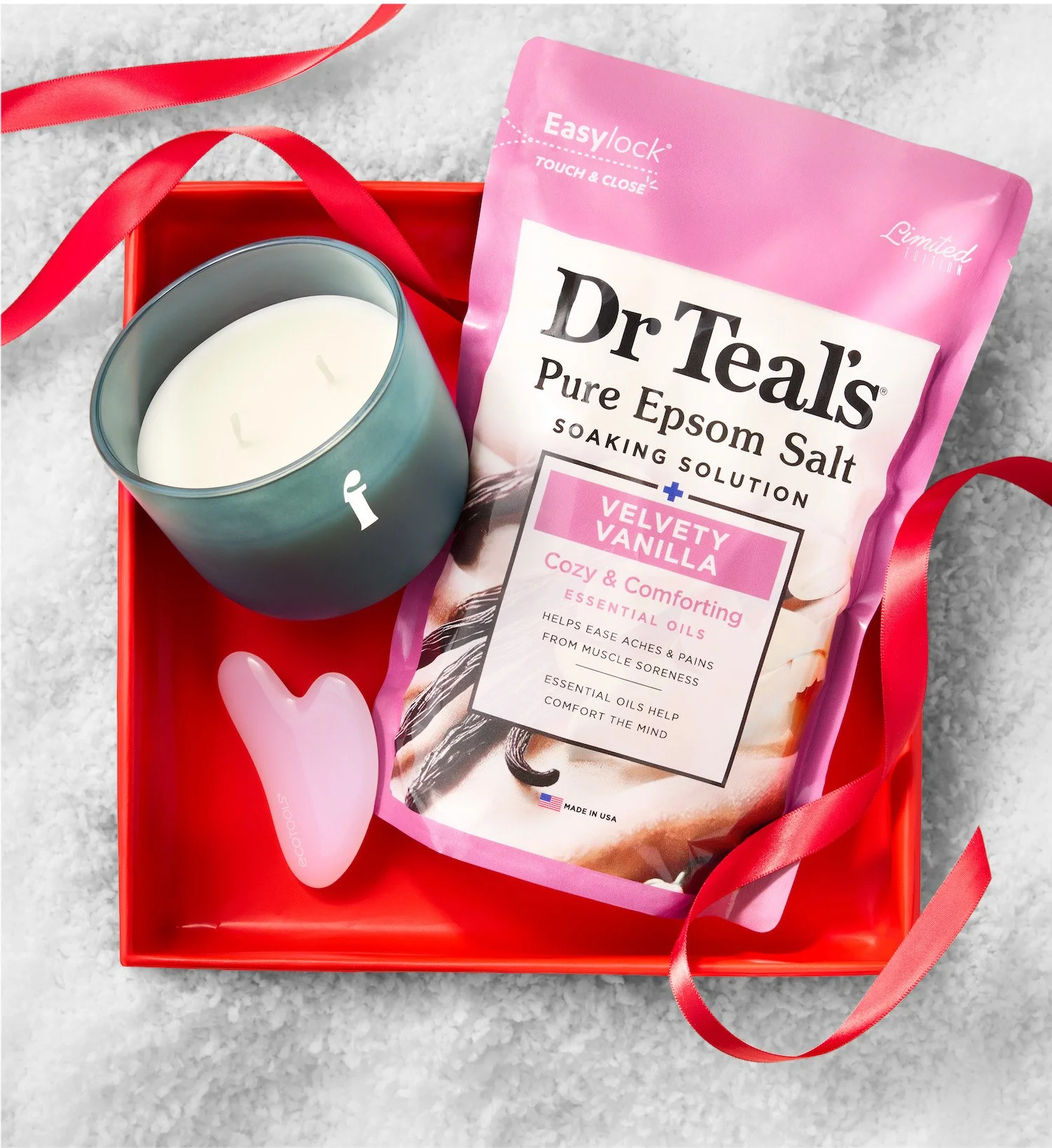 HOLIDAY SPLN_SHOT 02.jpg