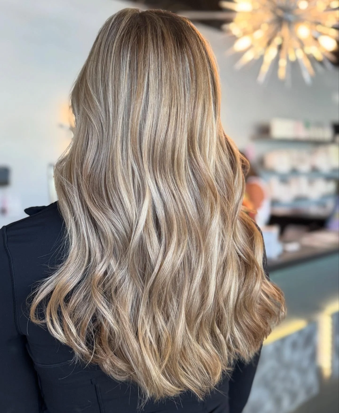 Depth + dimension ✨ Lowlights + a fresh trim = seamless blend + healthy shine 🌿✂️
 #FullFoil #Lowlights #HealthyHair #IndulgeSalonAndSkin