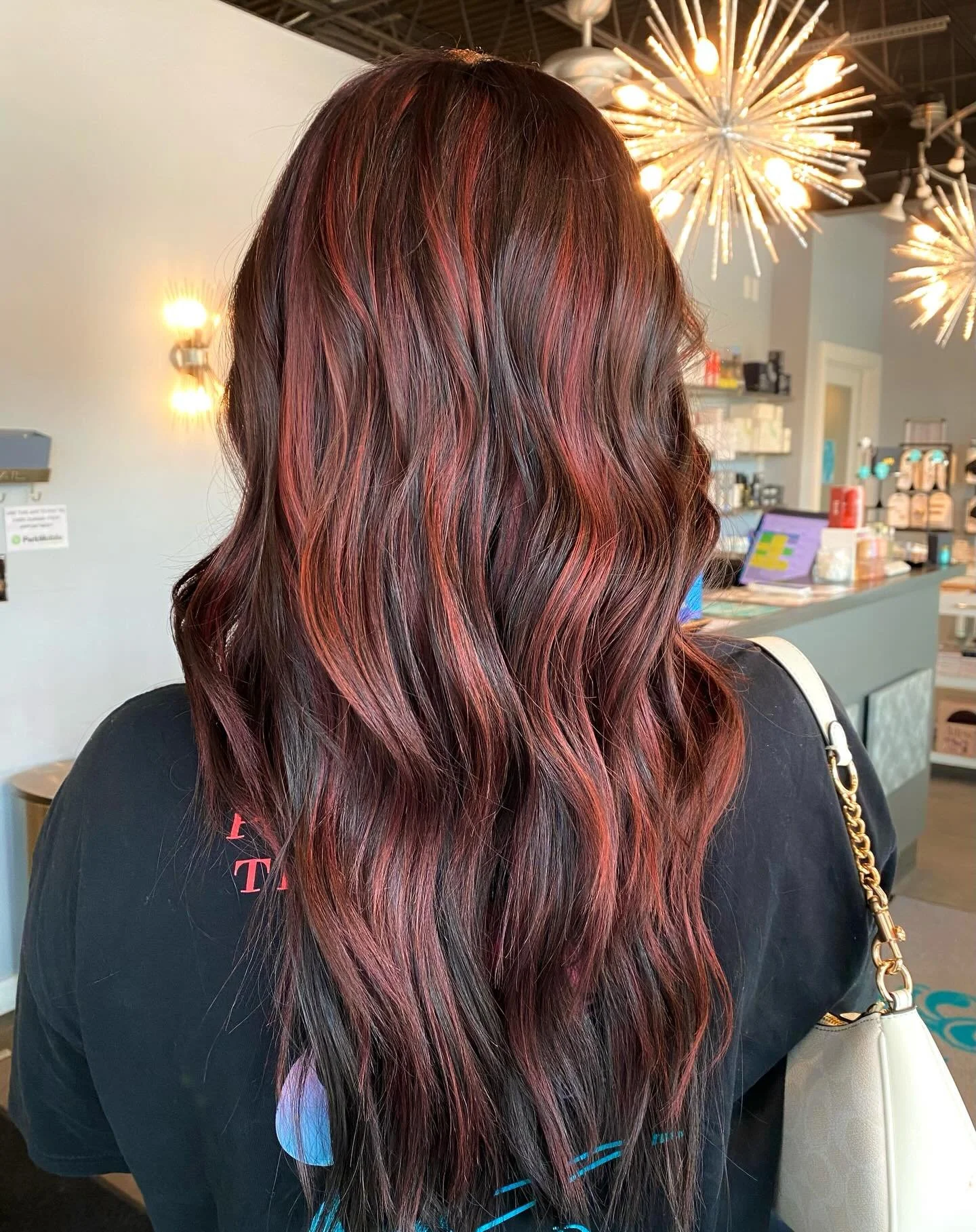 Cherry red perfection 🍒

Amanda absolutely killed these bold, vibrant highlights&mdash;such a fun pop of color! ✨

Book your next color appointment with our favorite new stylist Amanda! 

#salon #milwaukeestylist #milwaukeesalon