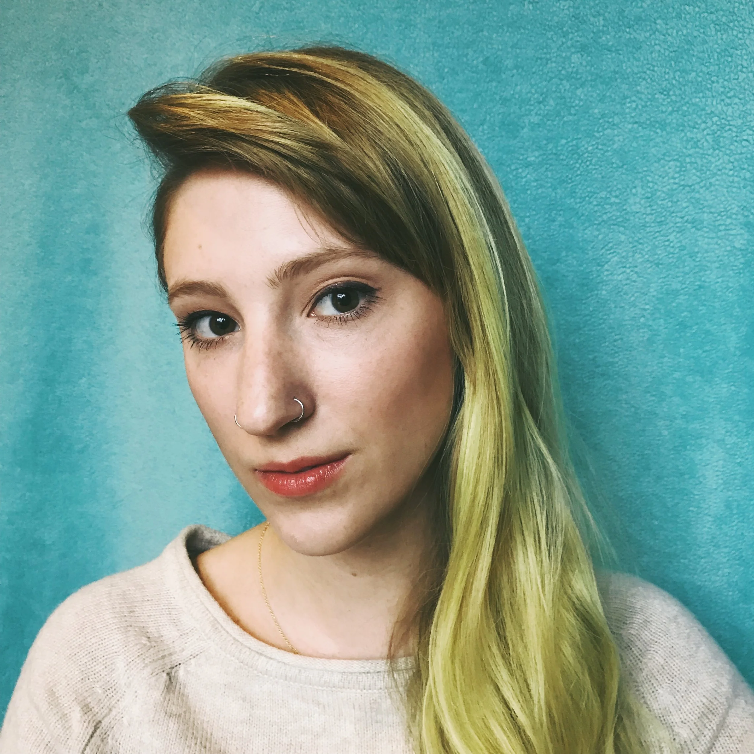 Hannah's Simple Makeup