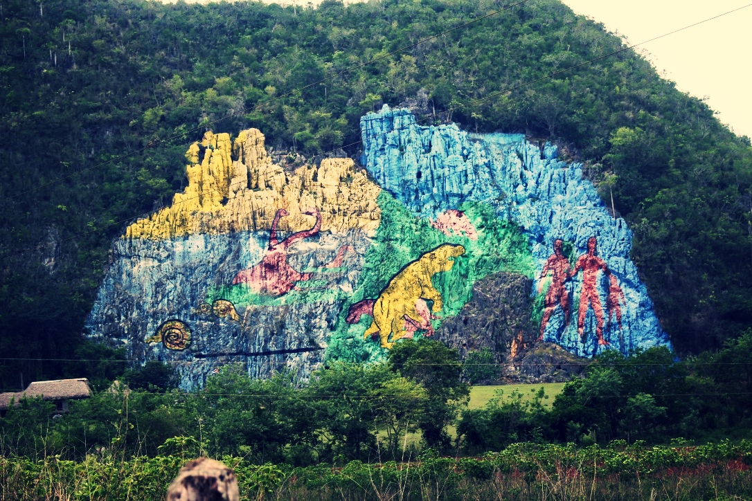 Mural de la Prehistoria