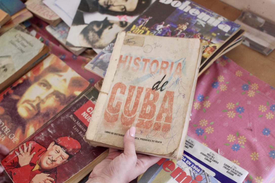 Select literature in the tobacco factory