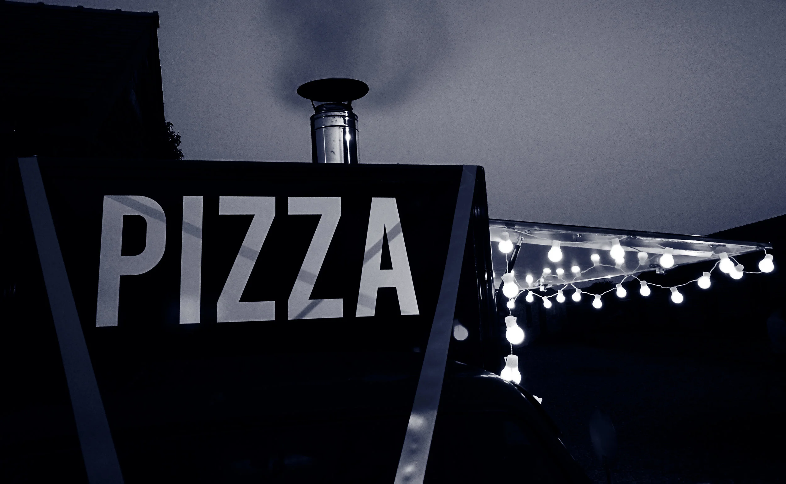 Parti Pizza / Pizza Party — Ffwrnes Pizza