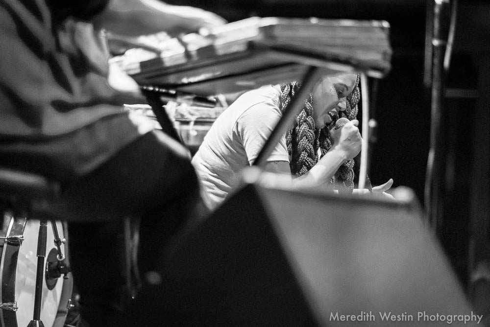 mina moore icehouse dec 20 (5 of 8).jpg